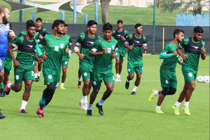 ফুটবলে ‘ট্যাকটিকাল বিপ্লব’: পজেশন বনাম কাউন্টার অ্যাটাক